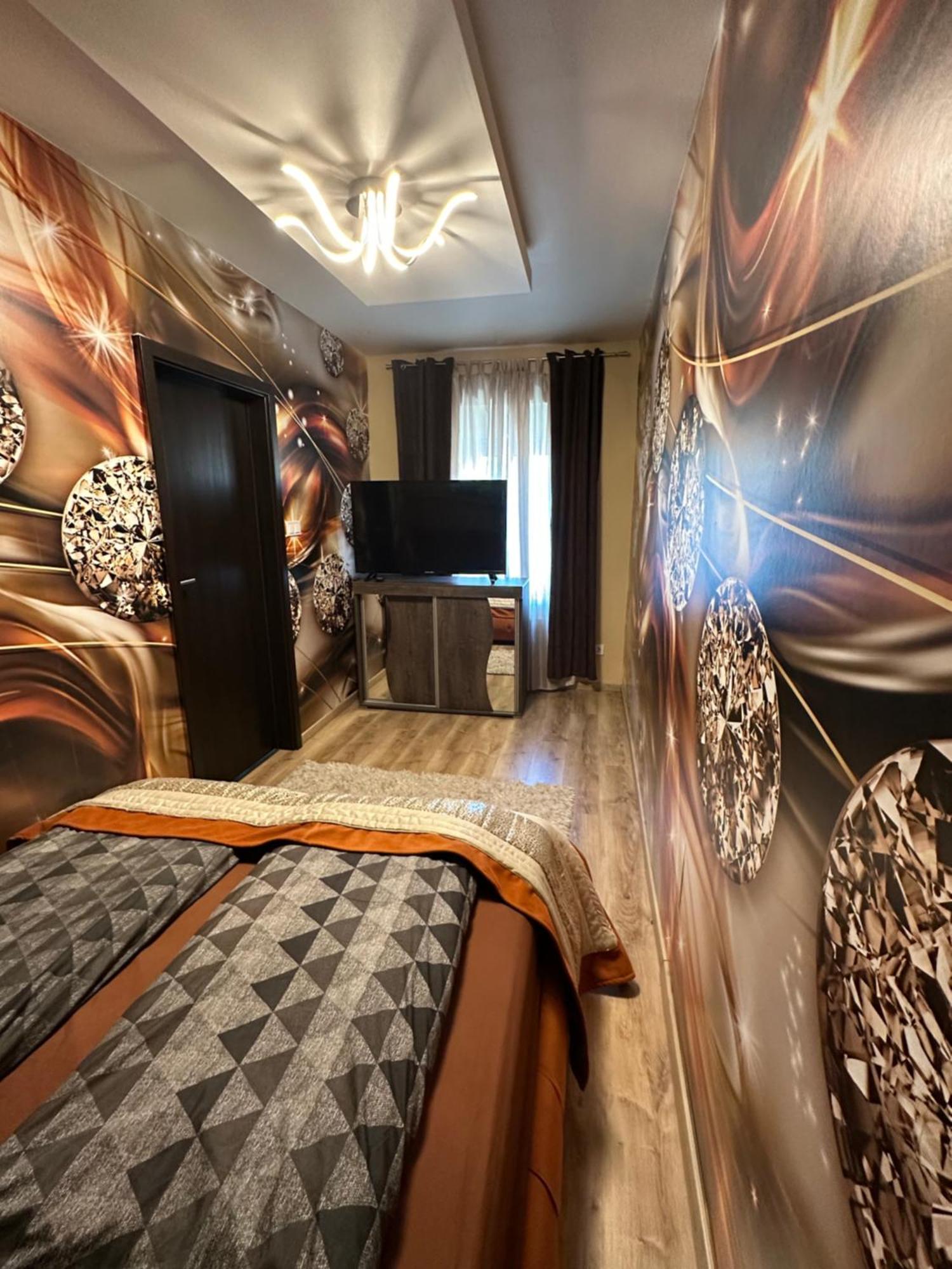 Mox Downtown Apartman Debrecen Eksteriør billede