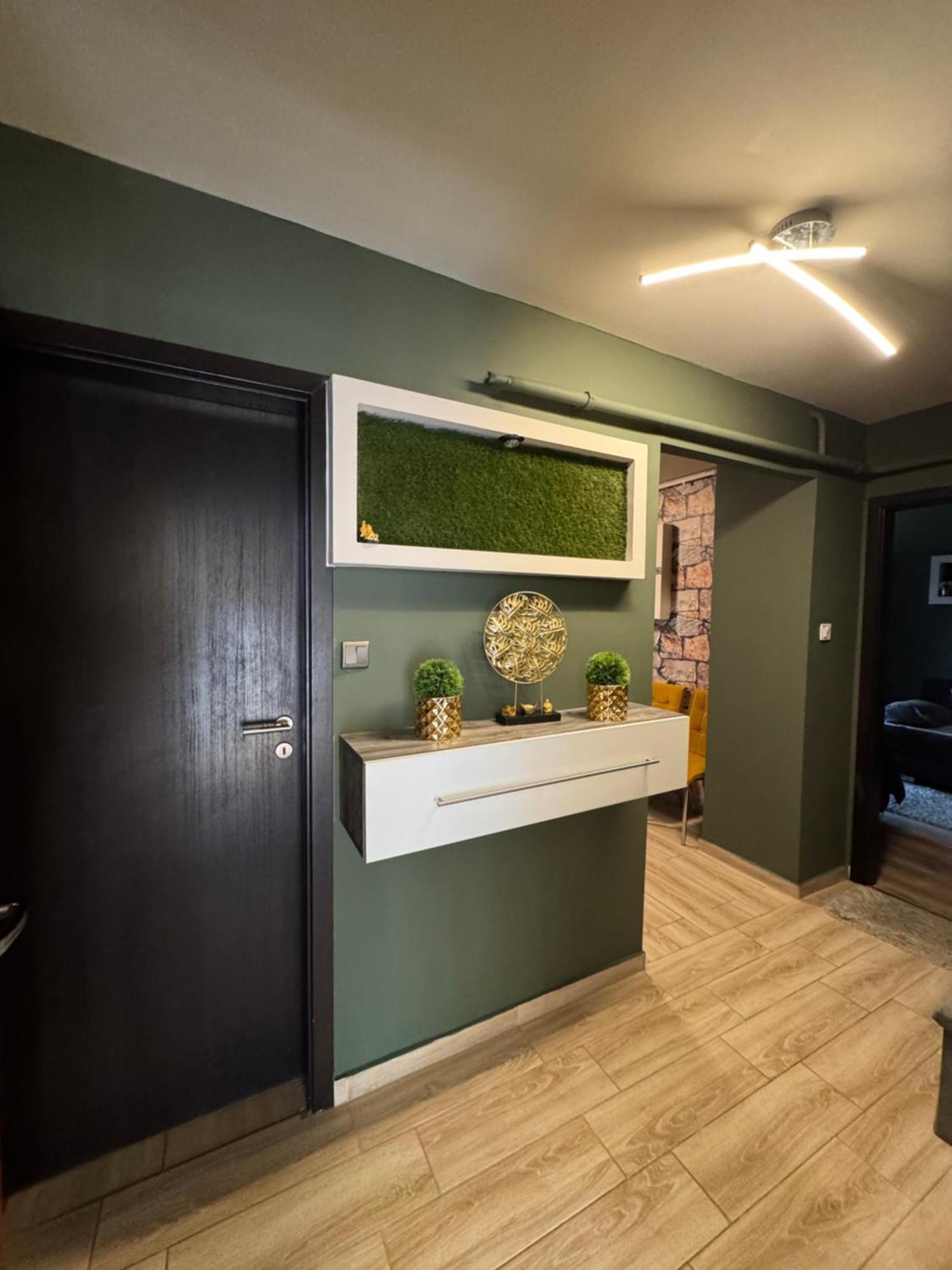 Mox Downtown Apartman Debrecen Eksteriør billede